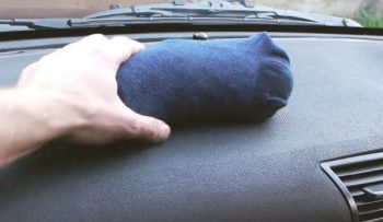 How to Stop Car Windows From Fogging Up - Mental Scoop