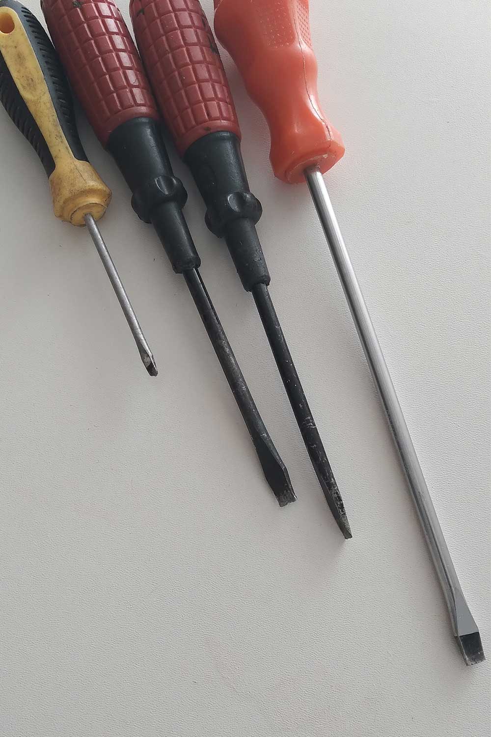 defaultDoYouKnowTheRealNameForAFlatHeadScrewDriver Mental