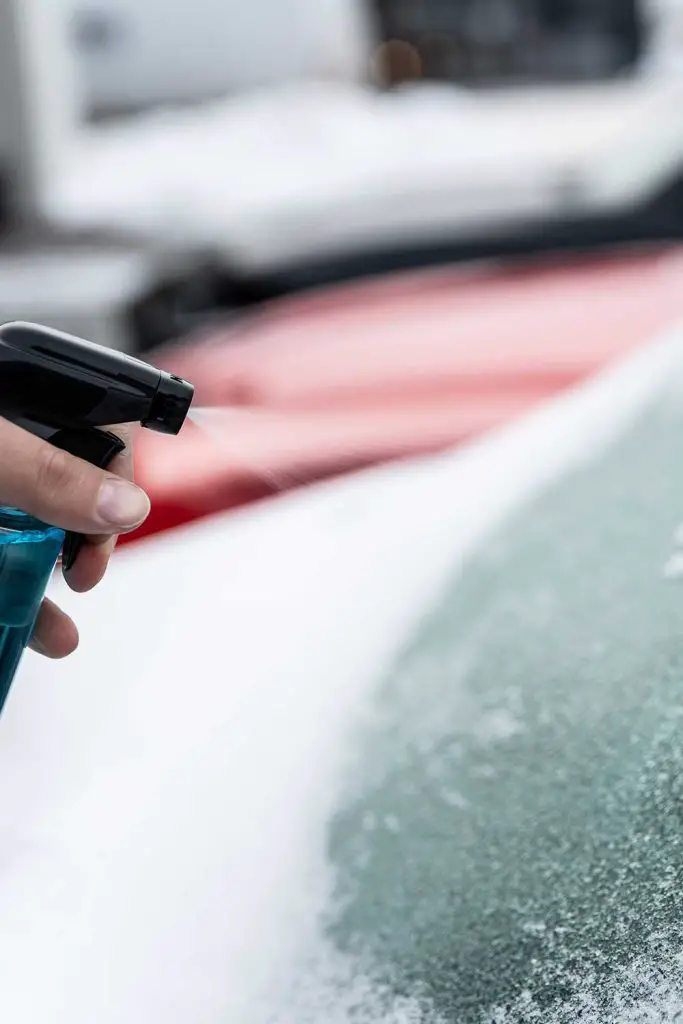 The Fastest Way To Defrost Your Cars Windshield Without Damaging It