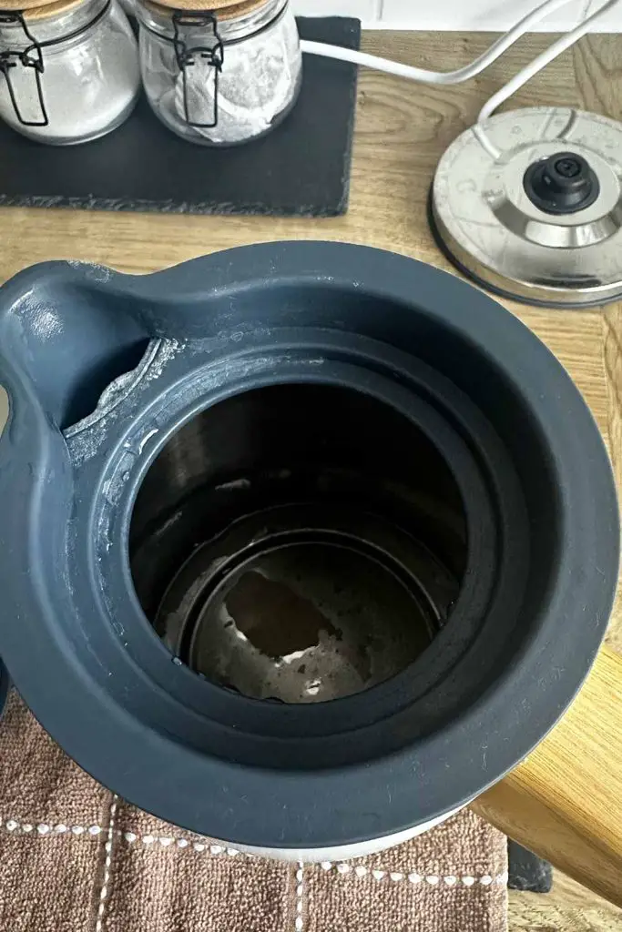 How Often Should You Clean The Inside Of Your Kettle And How! Mental