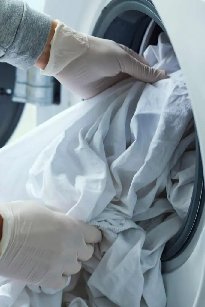 How Often Should You Clean Your Bedsheets And Why! Mental Scoop