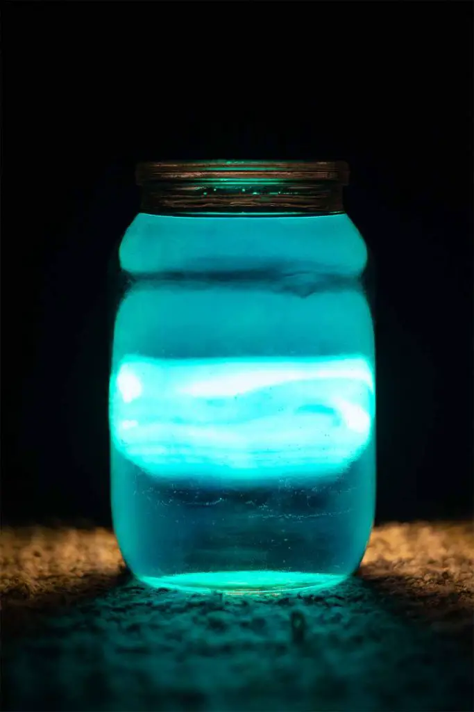 How To Make Your Own Glow In The Jars! Mental Scoop