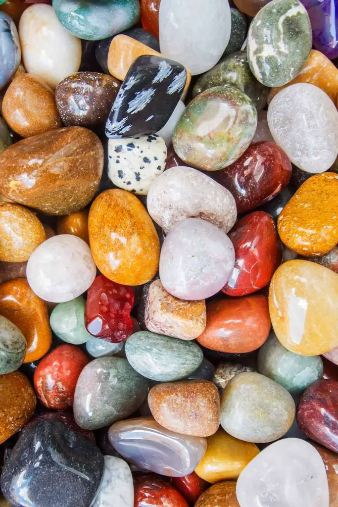 How To Hand Polish Rocks! A Great Activity For Kids! Mental Scoop